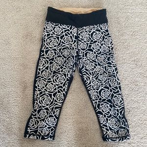 Lululemon Black Capri Leggings